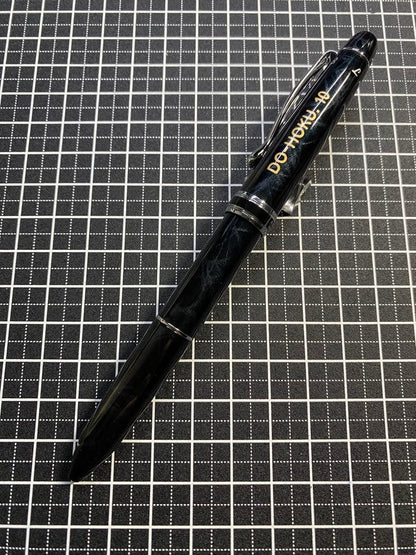 PILOT EXECUT 4C multi-function pen in black and gray with four ballpoint ink colors