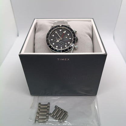 TIMEX TW2V69800 Quartz Men's Watch — Japanese