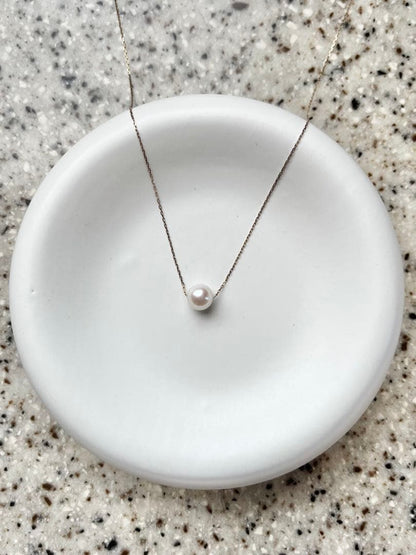 K10 Akoya pearl necklace with 7-8mm pearls set in 10 karat yellow gold chain