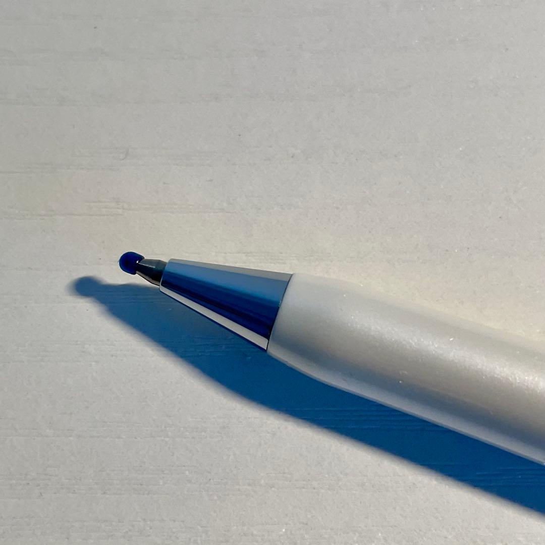Pilot Fumi Raku oil-based ballpoint pen in pearl white with one refill and original gift box