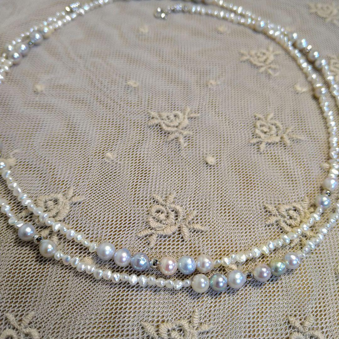 Long necklace with 2.5-3.5mm Akoya Keshi pearls and 5mm natural color Akoya baroque pearls on silver925 chain