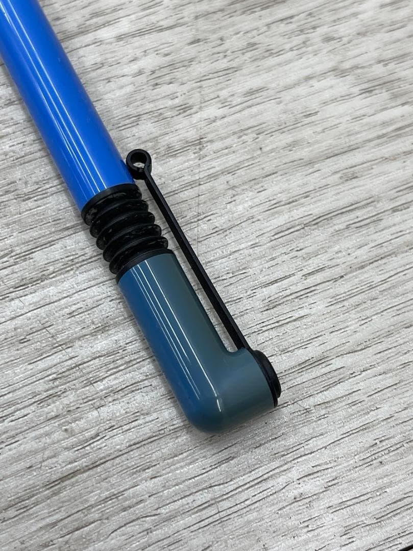 Set of 5 Pilot Palmarin mechanical pencils 0.5mm in blue and white with slight fading