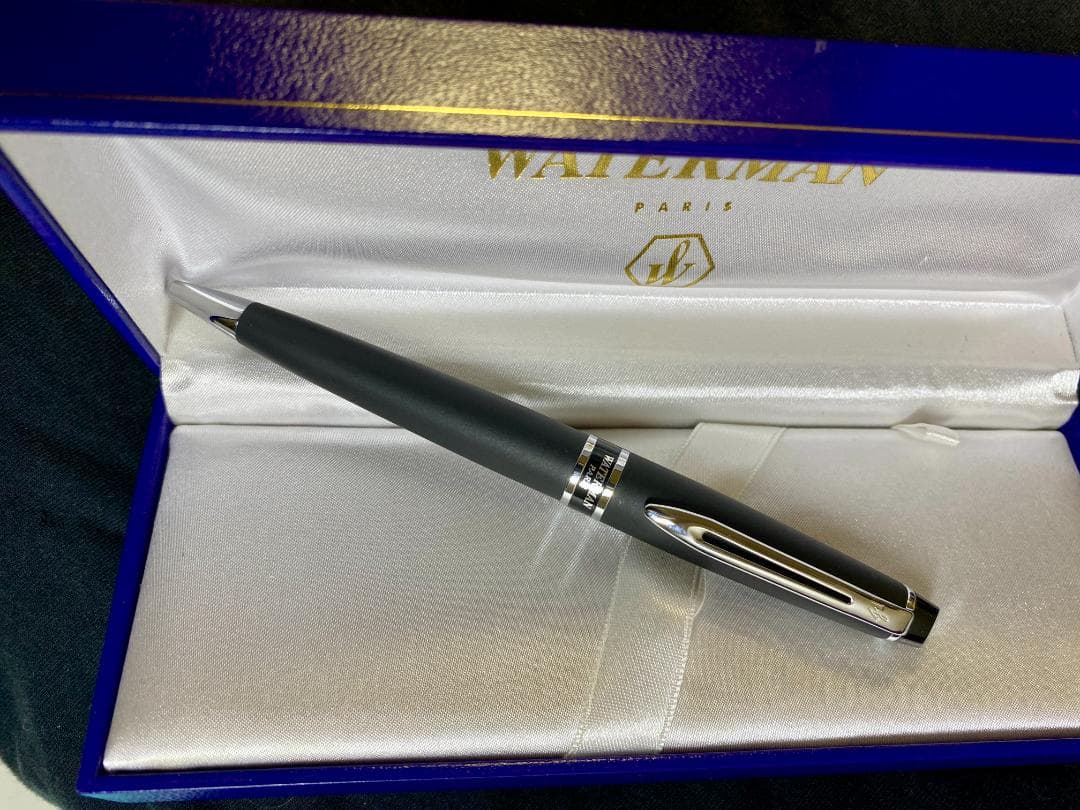 Waterman Paris Vintage Expert ballpoint pen in matte black with palladium-plated trim and stainless steel nib