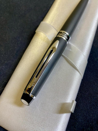Waterman Paris Vintage Expert ballpoint pen in matte black with palladium-plated trim and stainless steel nib