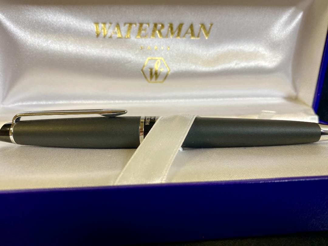 Waterman Paris Vintage Expert ballpoint pen in matte black with palladium-plated trim and stainless steel nib