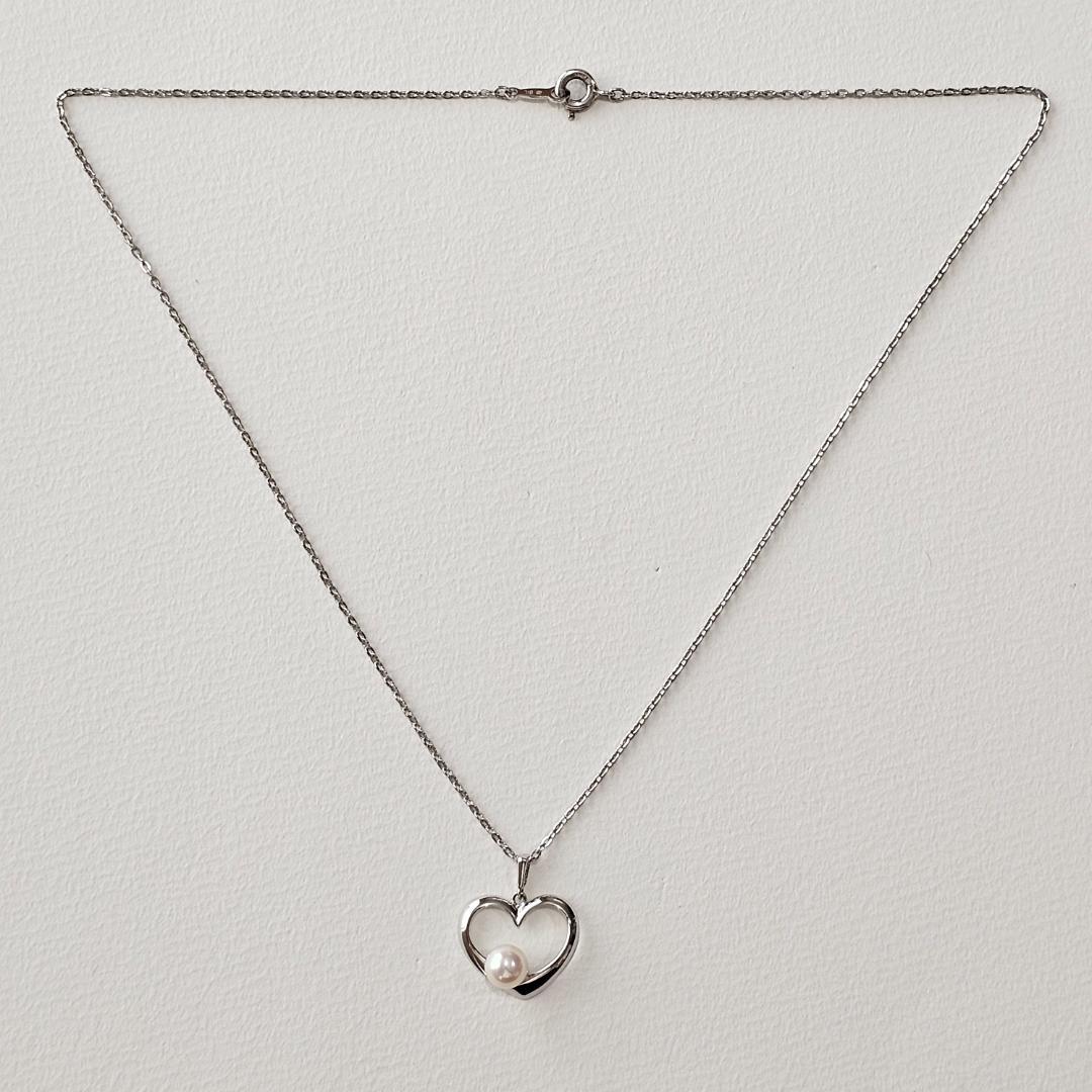 Mikimoto sterling silver necklace with 6mm pearl and heart-shaped pendant on 40cm chain