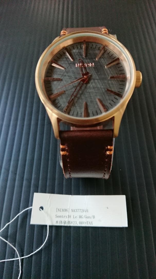 NIXON Sentry 38 Quartz Men's Watch — Japanese