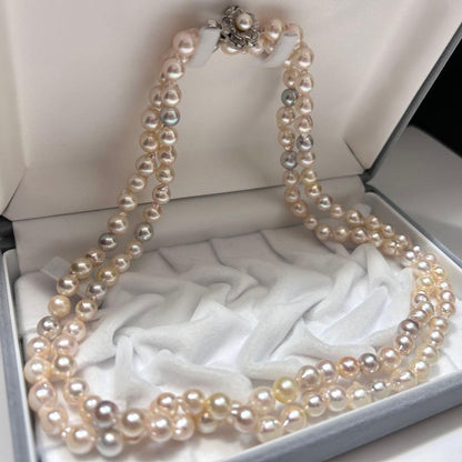 Akwamaryne pearl necklace with 7.5mm pearls measuring 102cm long weighing 73g