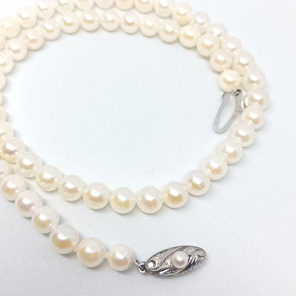 Vintage Akoya pearl necklace featuring 5.5-6mm pearls and a 40cm Silver 925 chain with SILVER stamp