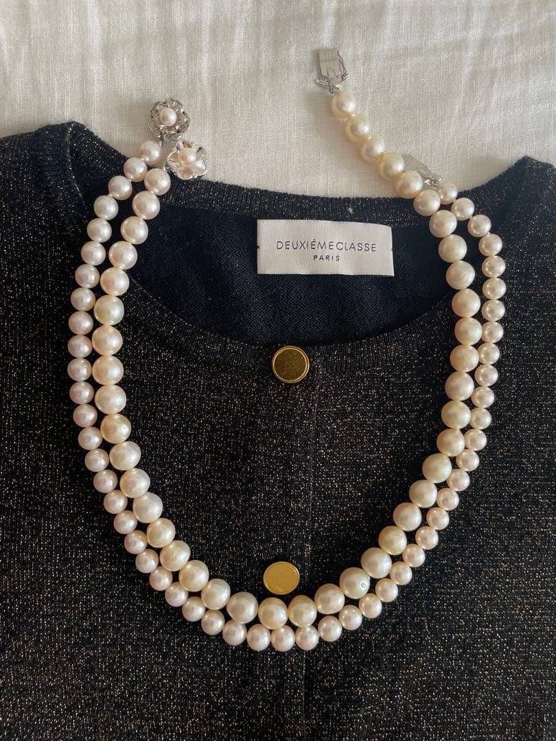 Akoya pearl genuine pearl necklace with deformed large beads 10.8-8.5mm in ivory pink and green hues, 43.3cm silver fittings