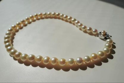 Akoya pearl genuine pearl necklace with deformed large beads 10.8-8.5mm in ivory pink and green hues, 43.3cm silver fittings