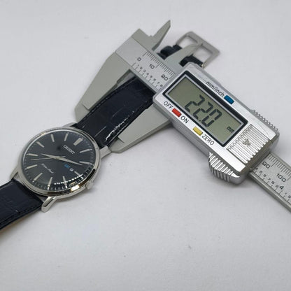 ORIENT 3-needle Quartz Series Men's Watch — Japanese