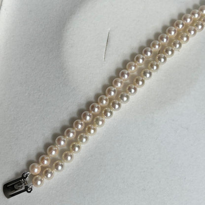 Two-strand Akoya pearl necklace with 6.0-6.5mm pearls measuring 41.5cm in length