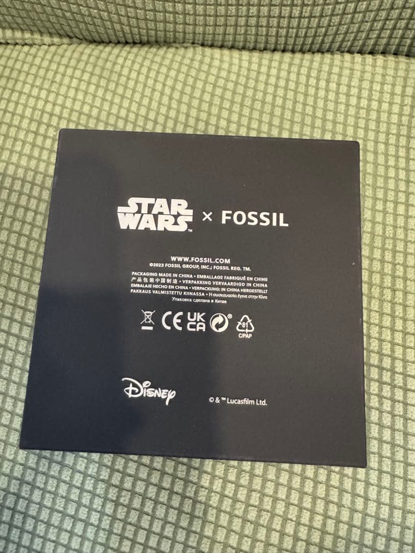 FOSSIL Star Wars Endor Leia Digital Men's Watch — Japanese