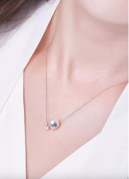Law K18YG Akoya pearl necklace pendant with diamond and 45cm Chopin chain, pearl size 8-9mm