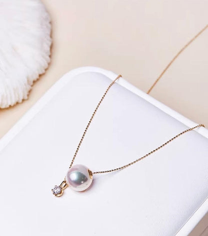 Law K18YG Akoya pearl necklace pendant with diamond and 45cm Chopin chain, pearl size 8-9mm