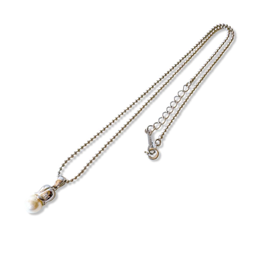 TASAKI pearl necklace featuring 7.4mm diameter pearls on a 42cm chain