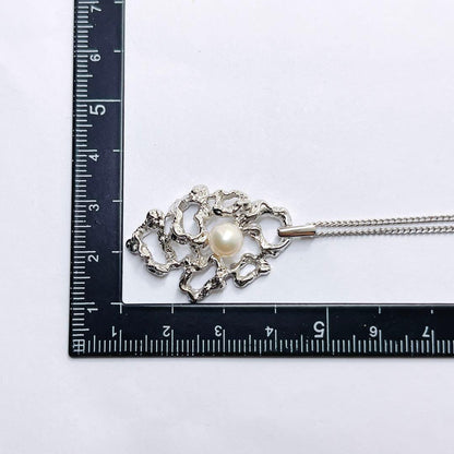 MIKIMOTO silver pearl necklace pendant featuring a 6.5mm pearl on a 43cm chain