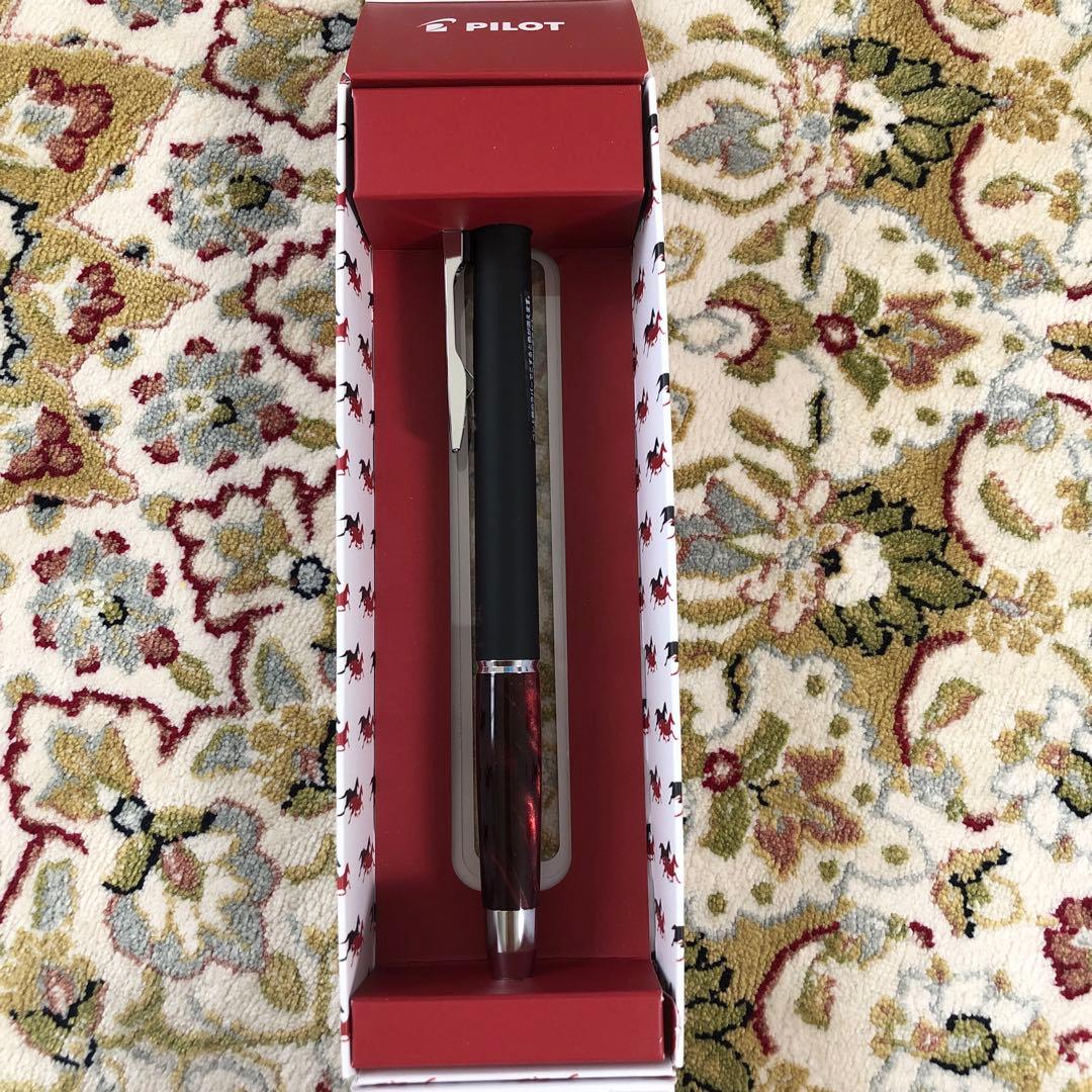 Pilot ballpoint pen with black and red two-tone plastic and metal body in dedicated box