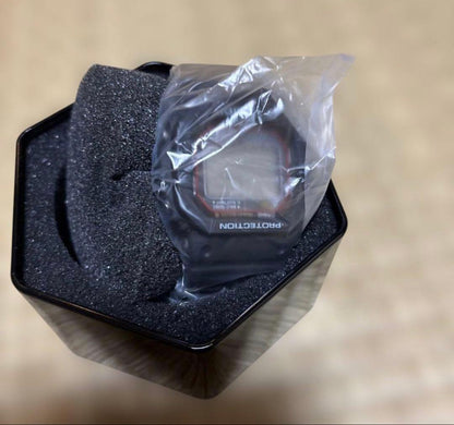 CASIO G-SHOCK 専用缶ケース付き Digital Men's Watch — Japanese