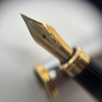 CROSS Classic Century II Fountain Pen Medalist with fine nib in polished finish