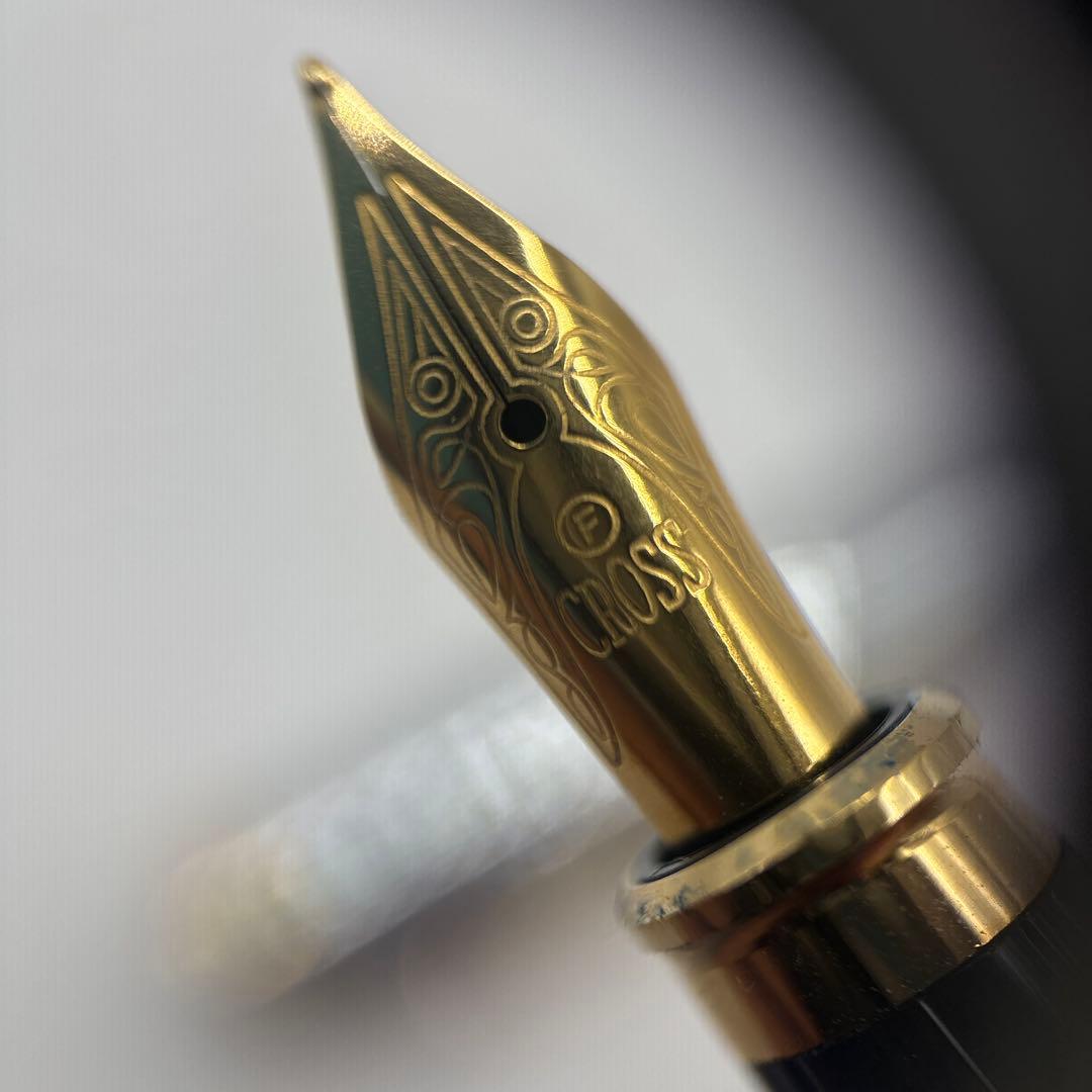CROSS Classic Century II Fountain Pen Medalist with fine nib in polished finish