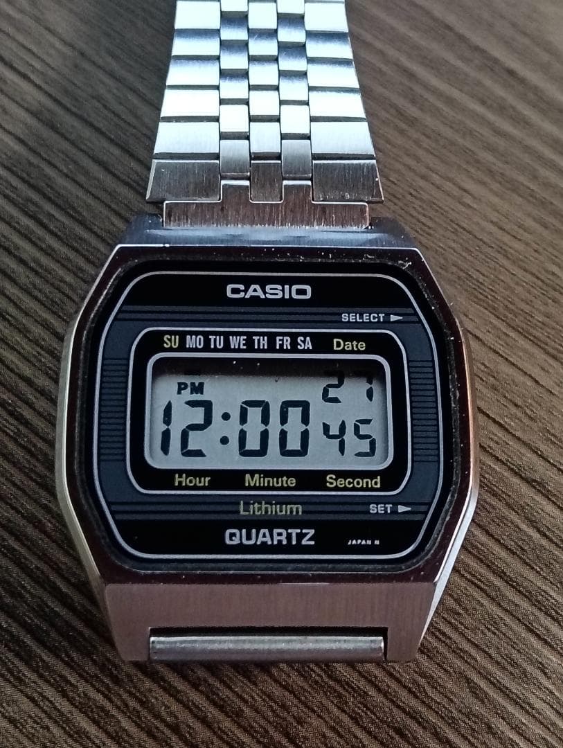 CASIO B815 Digital Men's Watch — Japanese