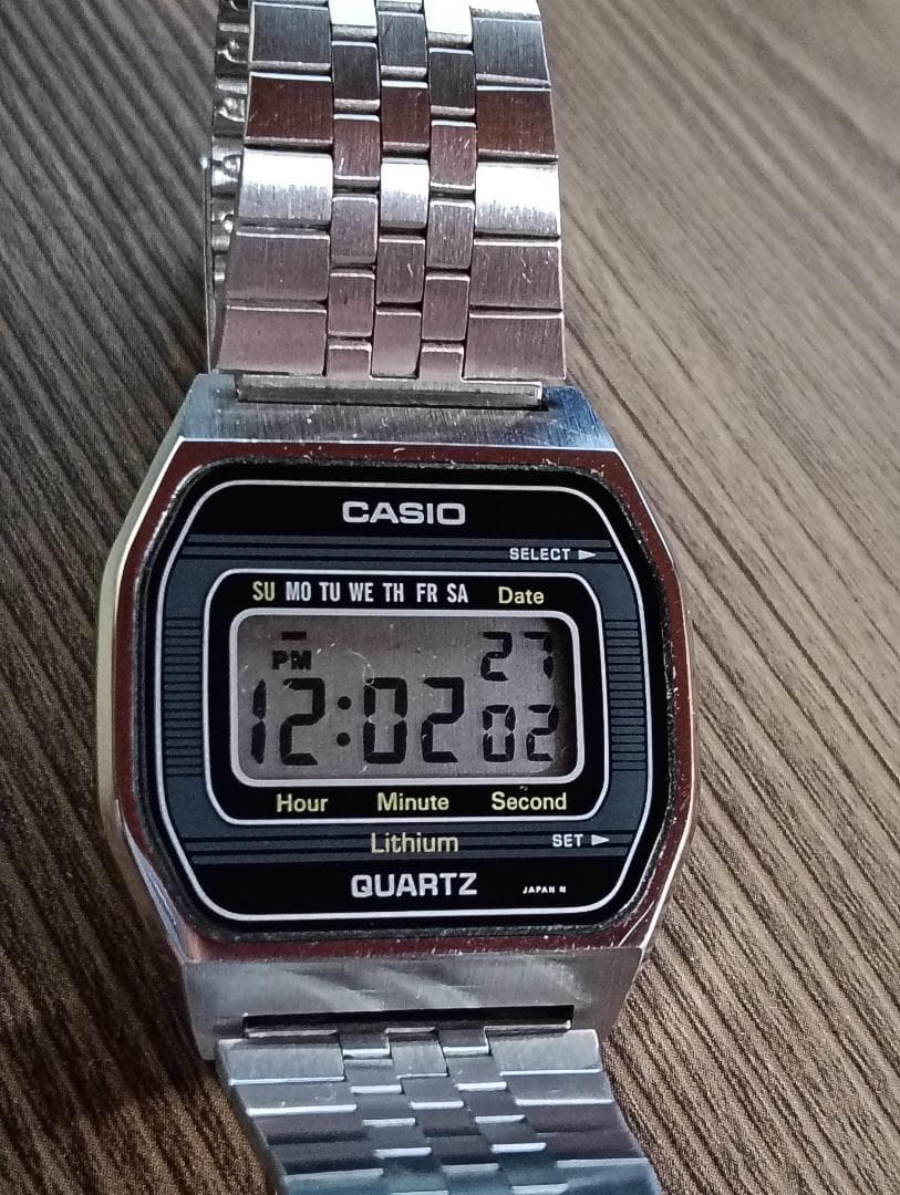 CASIO B815 Digital Men's Watch — Japanese