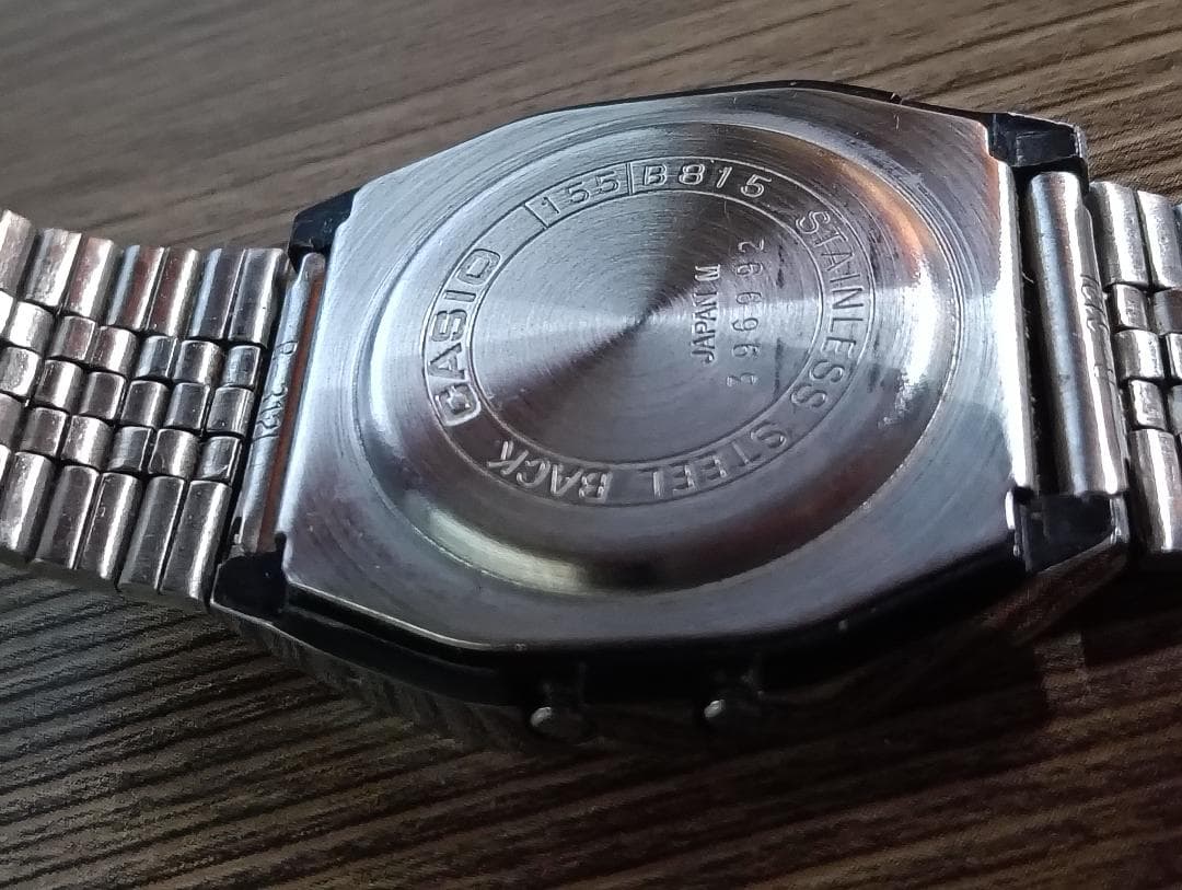 CASIO B815 Digital Men's Watch — Japanese
