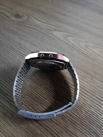 CASIO B815 Digital Men's Watch — Japanese