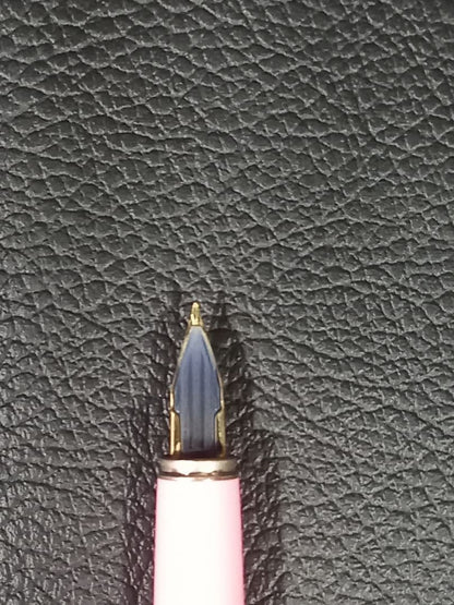 Pilot Lady vintage pink fountain pen H185 with fine 0.2mm nib from the 1980s in beautiful condition