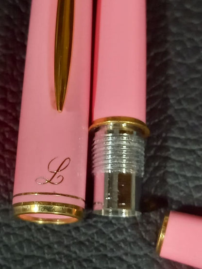 Pilot Lady vintage pink fountain pen H185 with fine 0.2mm nib from the 1980s in beautiful condition