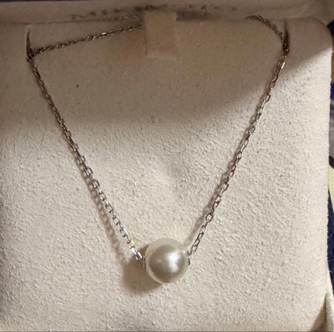 Mikimoto Pearl Necklace with one 8mm white pearl on a delicate chain