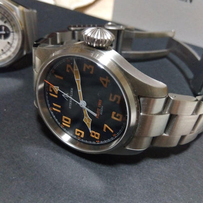 Citizen レコードレーベル 限定モデル Quartz Men's Watch — Japanese