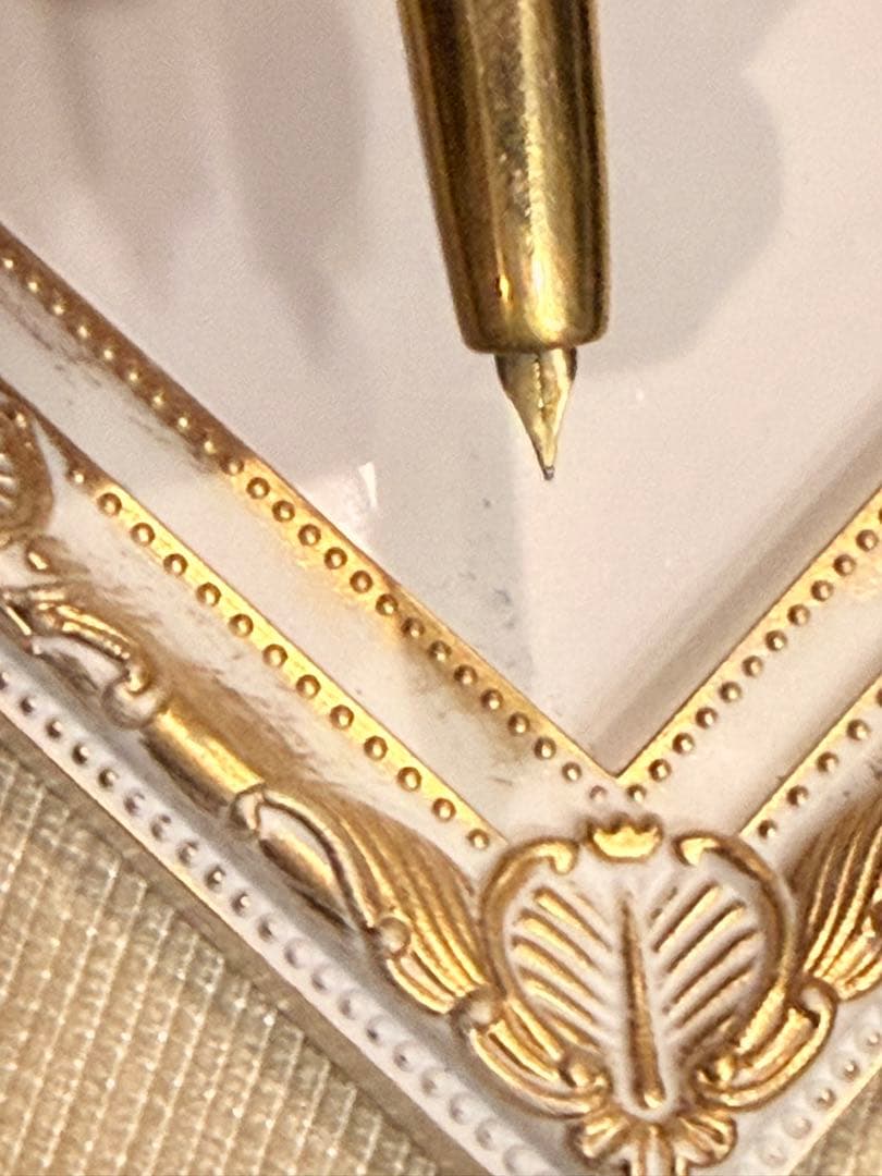 Pilot Click fountain pen with 14K gold nib, black resin body, and gold fittings