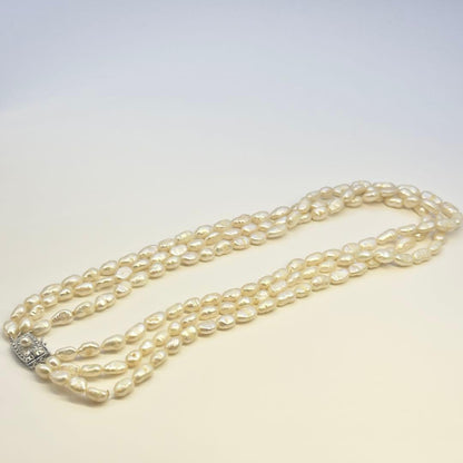 Tasaki SV 3-strand necklace featuring baroque pearls with a length of approximately 41cm