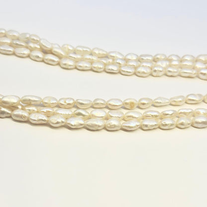 Tasaki SV 3-strand necklace featuring baroque pearls with a length of approximately 41cm