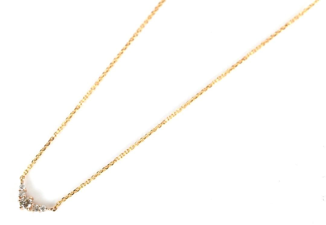 Agete yellow gold necklace featuring 5 diamonds totaling 0.08 carats on a 40cm adjustable chain