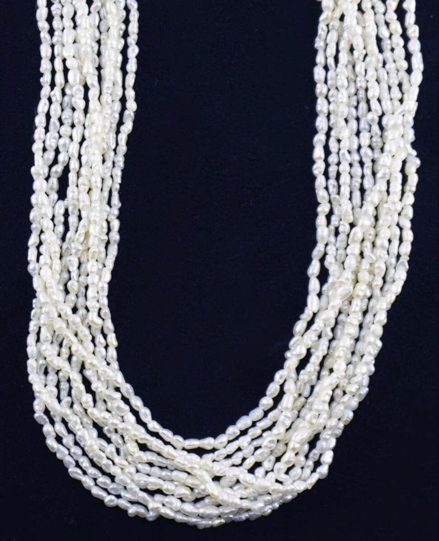 Akoya pearls 10-strand Kashiwake necklace 73cm long with cream tone pearls and silver clasp