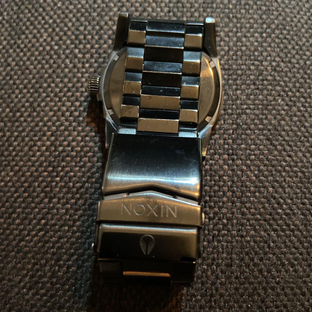 NIXON Analog Men's Watch — Japanese