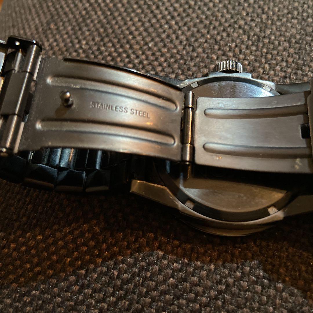 NIXON Analog Men's Watch — Japanese