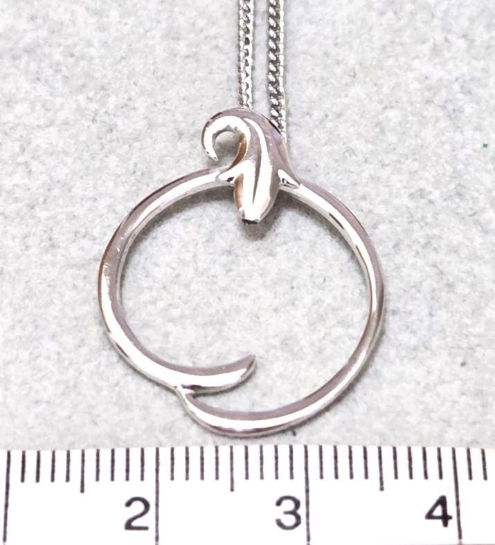 Mikimoto Circle Silver Necklace with a circle pendant on a 43 cm silver chain