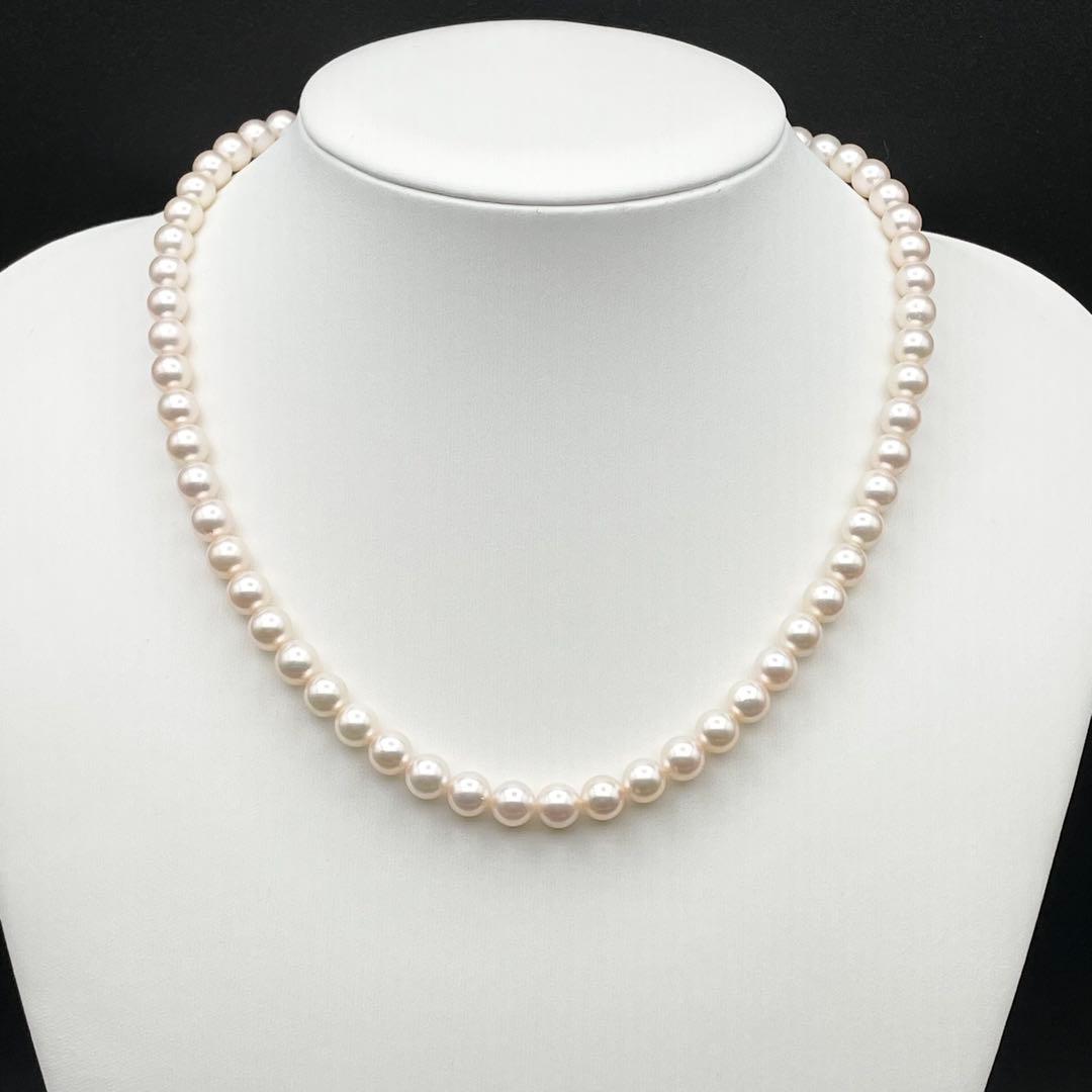 Tasaki Akoya pearl necklace 6.5-7.0mm white pearls with silver clasp 42cm length