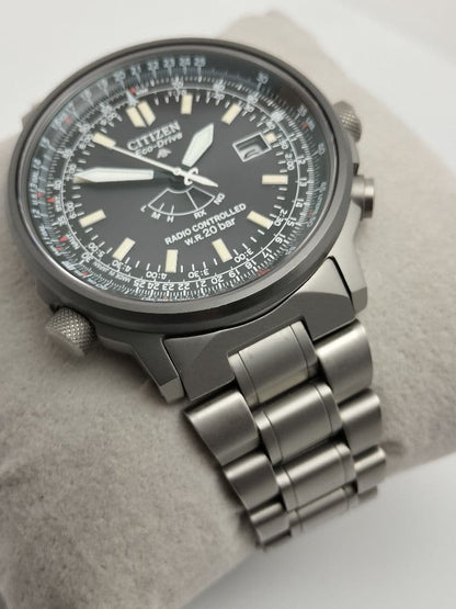 Citizen Promaster H411 Solar Men's Watch — Japanese