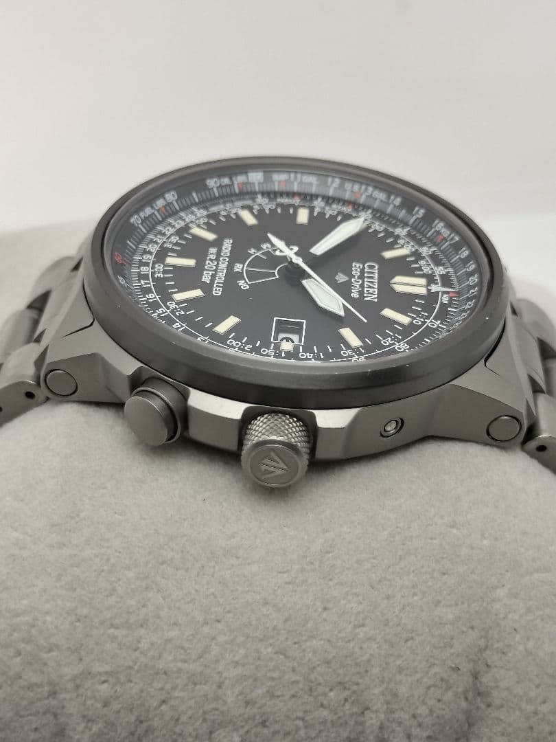 Citizen Promaster H411 Solar Men's Watch — Japanese