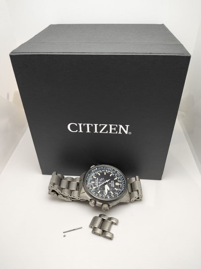 Citizen Promaster H411 Solar Men's Watch — Japanese