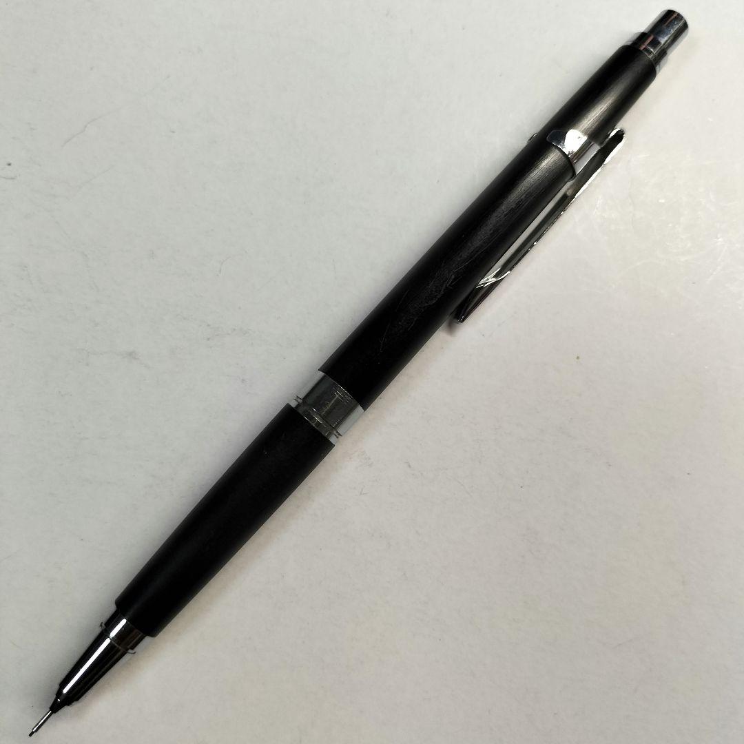 Pilot H-1003 mechanical pencil with 0.3mm lead and woodgrain finish in black color