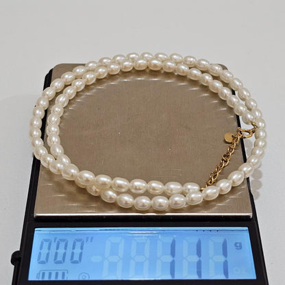 Mikimoto Perlita pearl necklace in 18K yellow gold with 4.1mm pearls, 40cm length, vintage design