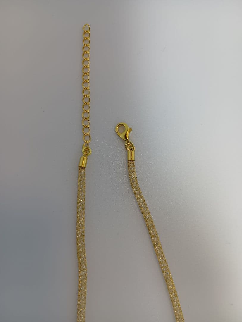 Akoya pearl pendant necklace with water crystal and diamond-like stones on stainless mesh chain