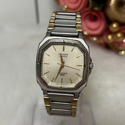 ORIENT SWIMMER 100m防水ゴールド文字盤 Quartz Men's Watch — Japanese